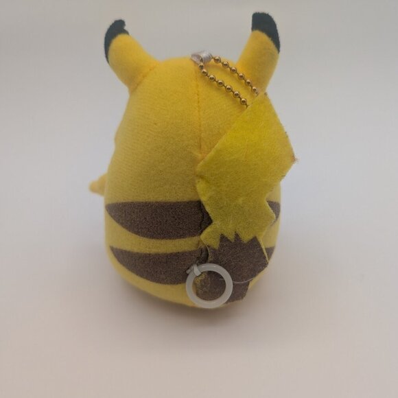 Pokemon Pikachu vibrating soft toy keychain - Picture 4 of 4
